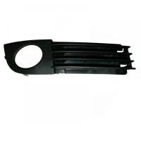 Заглушка (решетка) в бампер передний Audi A6 C5/4B (1997-2004) 00149981