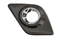 Заглушка (решетка) в бампер передний Toyota Hilux (2015-) 8193991