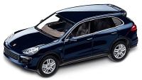 Модель автомобиля Porsche Cayenne S Diesel, 1:43 Scale, Blue Metallic, артикул WAP0200080E