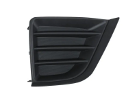 Заглушка (решетка) в бампер передний Toyota Corolla E160 (2012-2018) 81CN997