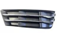 Заглушка (решетка) в бампер передний Audi A4 B9 (2015-) 00439161