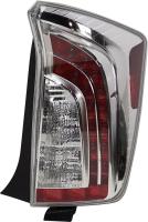 Фонарь задний правый Toyota Prius V (2011-) 81PV0704