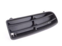 Заглушка (решетка) в бампер передний Volkswagen Bora (1998-2005) 9543912