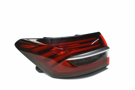 Фонарь задний левый Geely Emgrand (2021-2024) 7057037800