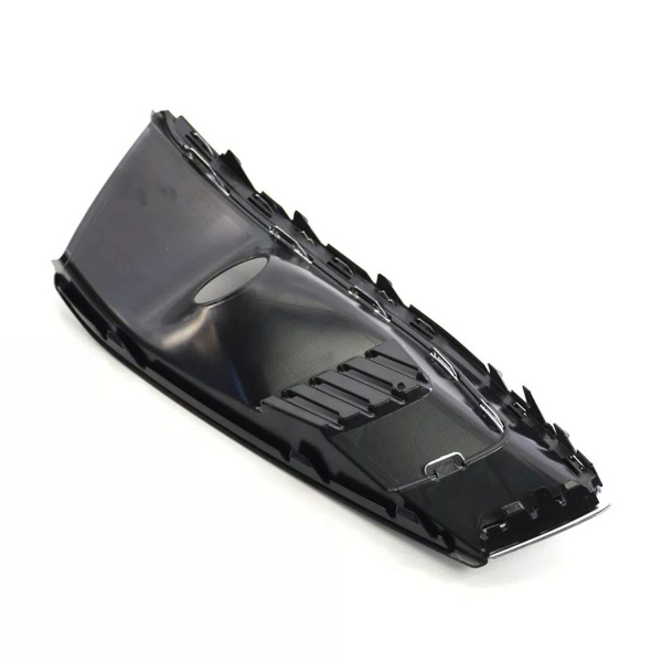 Заглушка (решетка) в бампер передний Audi A4 B9 (2015-) 00439941