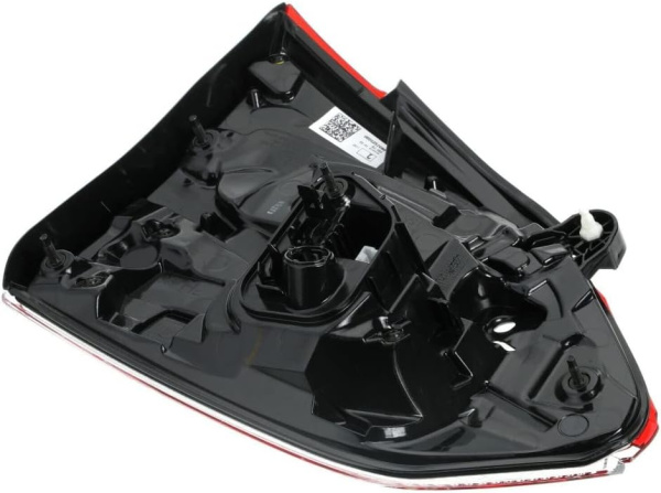 Фонарь крышки багажника правый Subaru Forester SK (2018-) 67390716