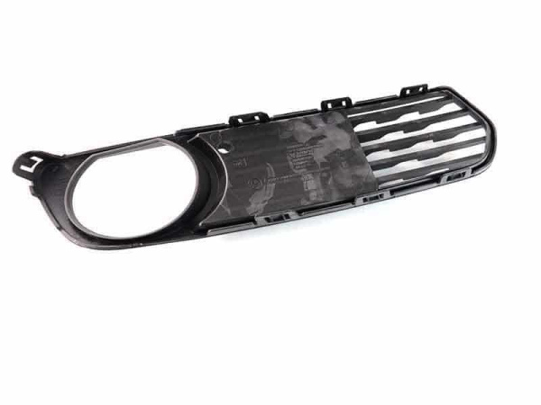 Заглушка (решетка) в бампер передний BMW 1 F20/F21 (2011-2019) 0086925