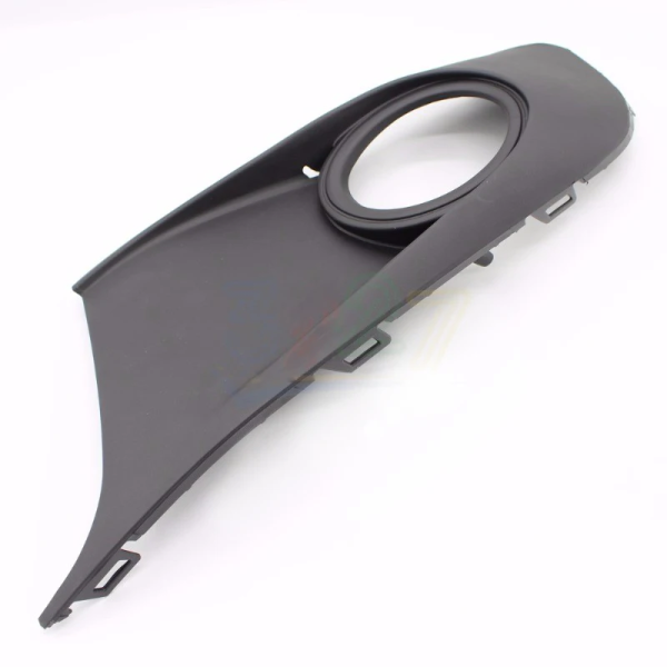 Заглушка (решетка) в бампер передний Volkswagen Touran (2015-2023) 9573923