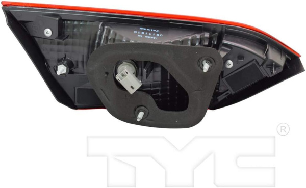 Фонарь задний правый Toyota Camry XV70 (2017-2023) 82640718