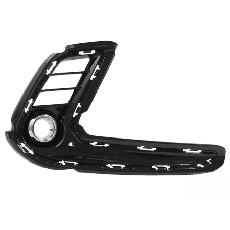 Заглушка (решетка) в бампер передний Hyundai Elantra AD (2016-) 3167922