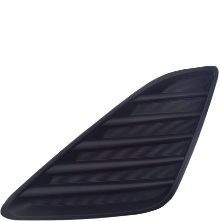 Заглушка (решетка) в бампер передний Toyota Camry XV50 (2011-2017) 82CA995