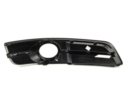 Заглушка (решетка) в бампер передний Audi A3 8P/8PA (2003-2013) 0026913A3