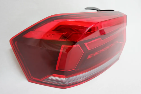 Фонарь задний левый Volkswagen Polo (2017-2023) 95090711