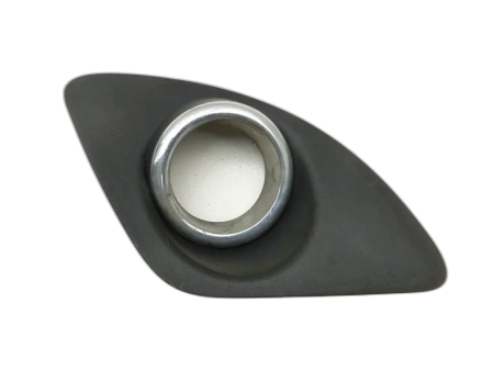 Заглушка (решетка) в бампер передний Kia Ceed (2006-2012) 3267993