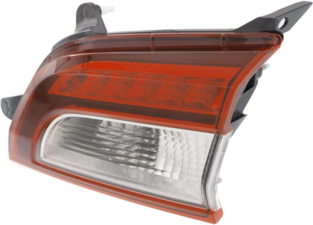 Фонарь крышки багажника правый Subaru Outback (2014-2019) 67180714