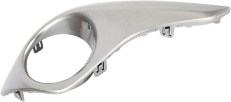 Заглушка (решетка) в бампер передний Toyota Highlander (2008-2014) 81HL922