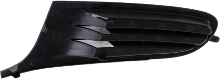 Заглушка (решетка) в бампер передний Skoda Fabia (2007-2014) 7515918