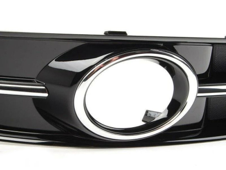 Заглушка (решетка) в бампер передний Audi A3 8P/8PA (2003-2013) 0026914A2