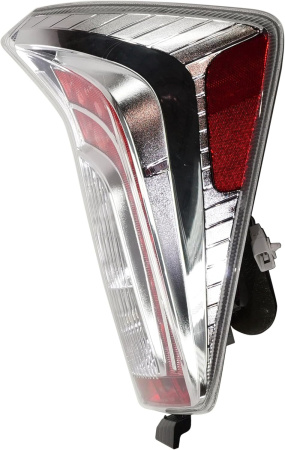 Фонарь задний правый Toyota Prius V (2011-) 81PV0704
