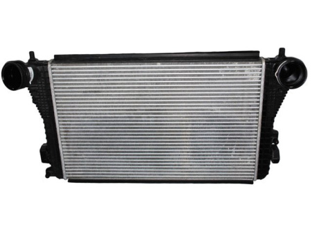 Интеркулер Volkswagen Passat CC (2008-2017) 95D1J81