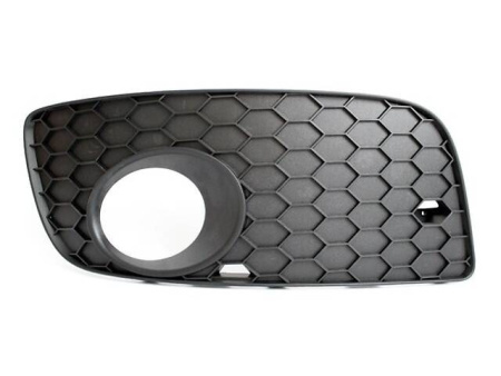 Заглушка (решетка) в бампер передний Volkswagen Golf (2004-2009) 95132714