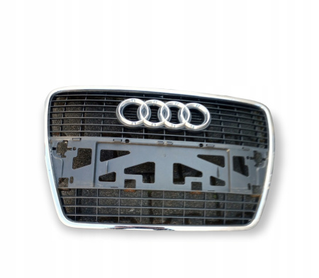 Решетка радиатора Audi A6 C6/4F (2004-2011) 0031993