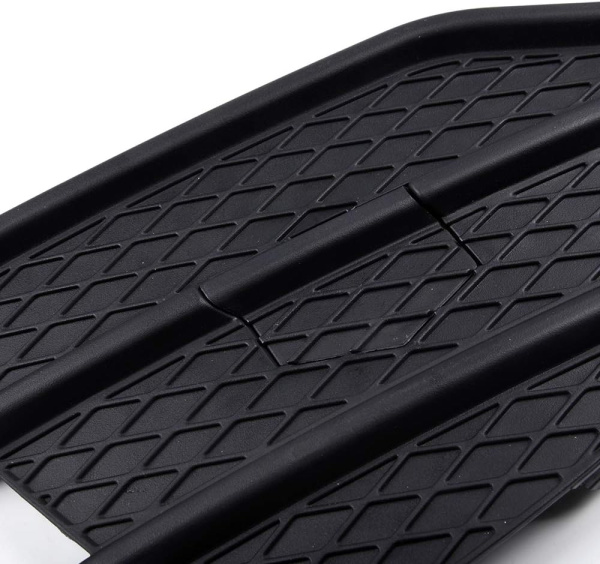 Заглушка (решетка) в бампер передний Ford Escape (2013-2019) 2579997