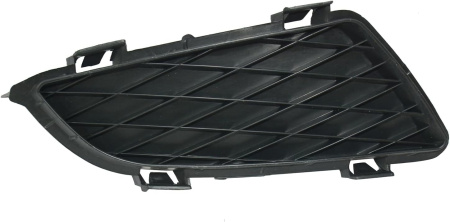 Заглушка (решетка) в бампер передний Mazda 6 (2002-2007) 3451998