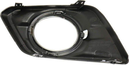 Заглушка (решетка) в бампер передний Nissan X-Trail T32 (2014-) 16XT924