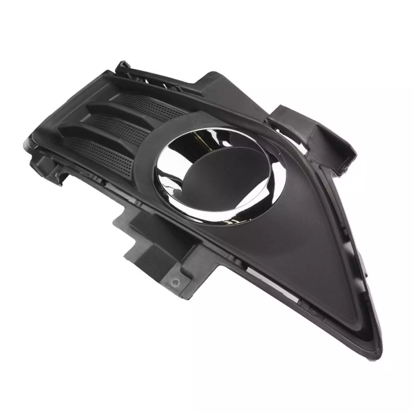 Заглушка (решетка) в бампер передний Ford Fusion (2012-) 2558961