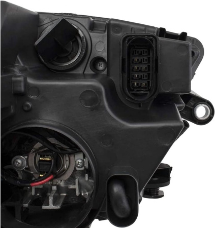 Фара правая Volkswagen Jetta (2010-2018) 95280122