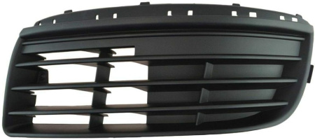 Заглушка (решетка) в бампер передний Volkswagen Jetta (2005-2011) 9544997