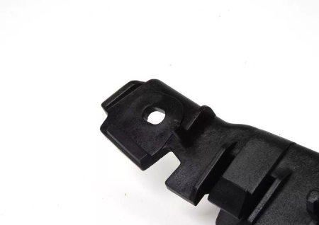 Кронштейн крепления бампера переднего Audi A3 8P/8PA (2003-2013) 0026934 Кронштейн крепления бампера переднего Audi A3 8P/8PA (2003-2013) 0026934