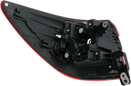 Фонарь задний правый Subaru Outback (2014-2019) 67180712