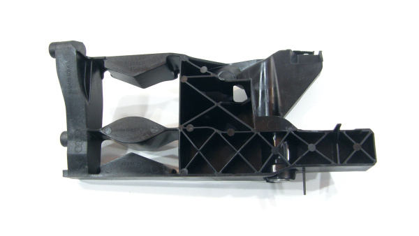 Крепление фары правой Audi A6 C7/4G (2011-2018) 0032372