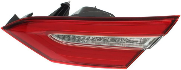 Фонарь задний правый Toyota Camry XV70 (2017-2023) 82640718