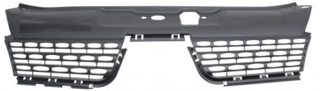 Решетка радиатора Renault Clio (1998-2005) 6032993A1