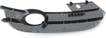 Заглушка (решетка) в бампер передний Audi Q3 8U (2011-2018) 0041995