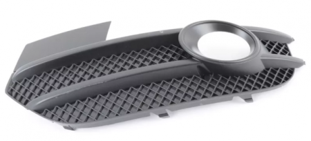 Заглушка (решетка) в бампер передний Audi Q3 8U (2011-2018) 13X1271