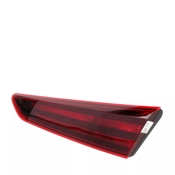 Фонарь крышки багажника правый Hyundai Elantra AD (2016-2024) 31670724