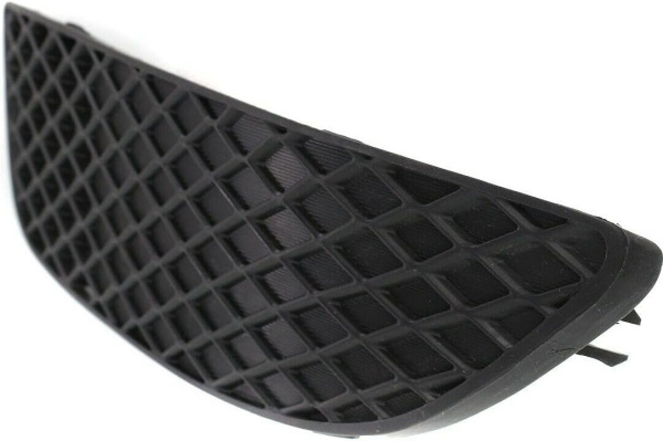 Заглушка (решетка) в бампер передний Mitsubishi Lancer X (2007-) 3721995