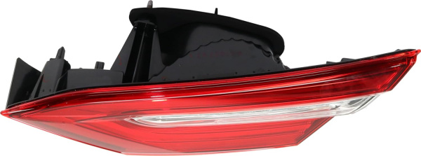 Фонарь задний правый Toyota Camry XV70 (2017-2023) 82640716