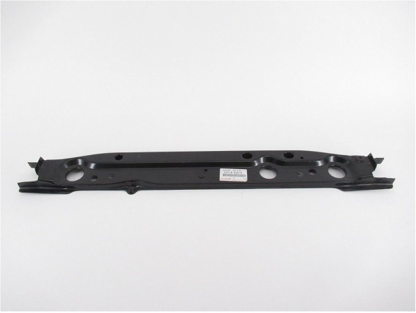 Передняя панель крепления облицовки (телевизор) Toyota Yaris P1 (1999-2005) 8109230