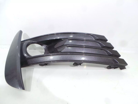 Заглушка (решетка) в бампер передний Toyota Corolla E210 (2018-) 81CN9905