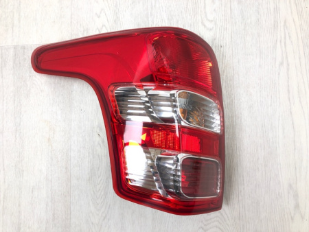 Фонарь задний левый Mitsubishi L200 (2015-) 37830705T