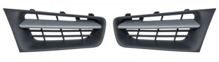 Заглушка (решетка) в бампер передний Renault Megane (2002-2009) 60132713J