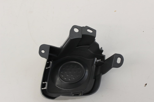 Заглушка (решетка) в бампер передний Toyota Prius (2009-2015) 8169914